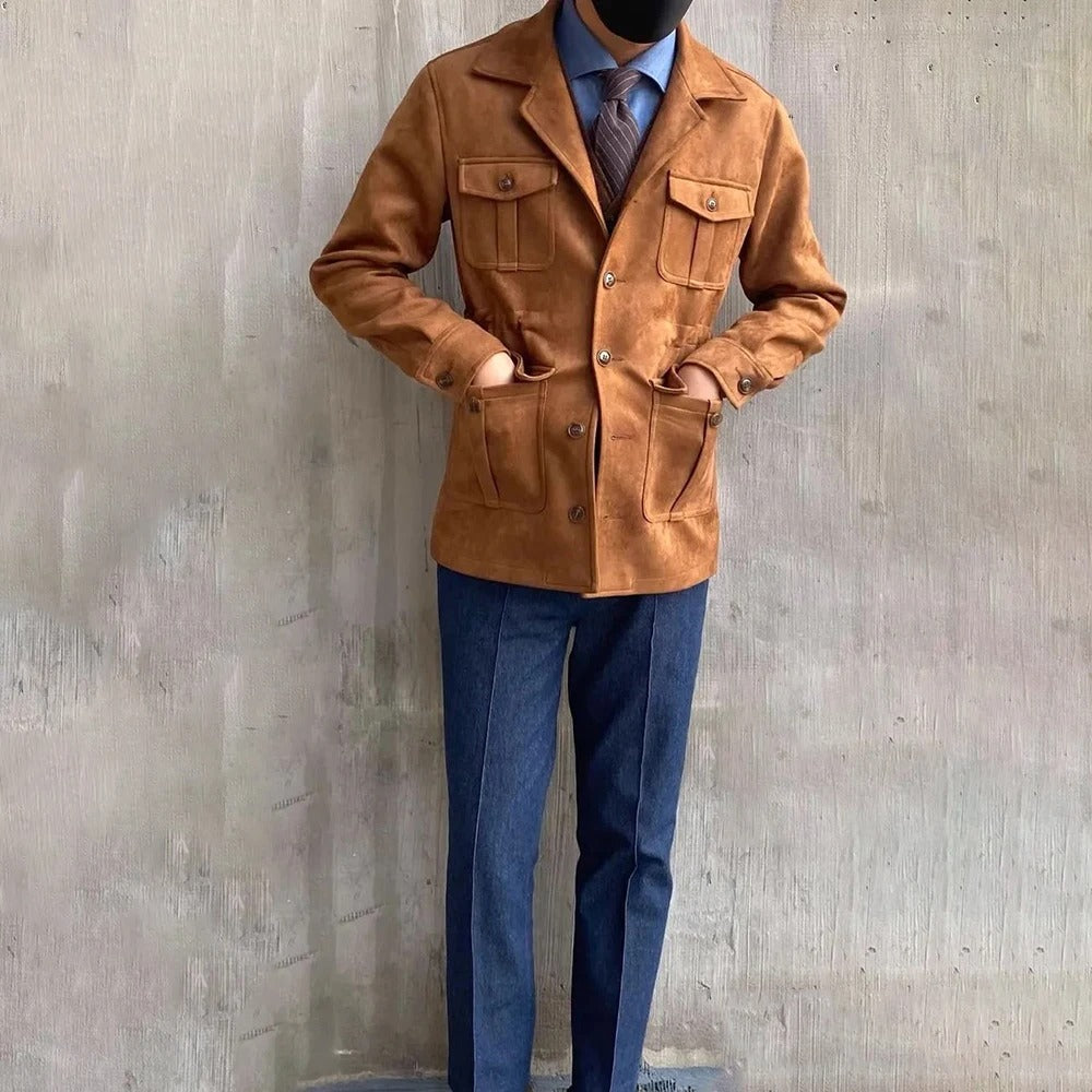 Men's multi-pocket hunting jacket with lapel collar and button front