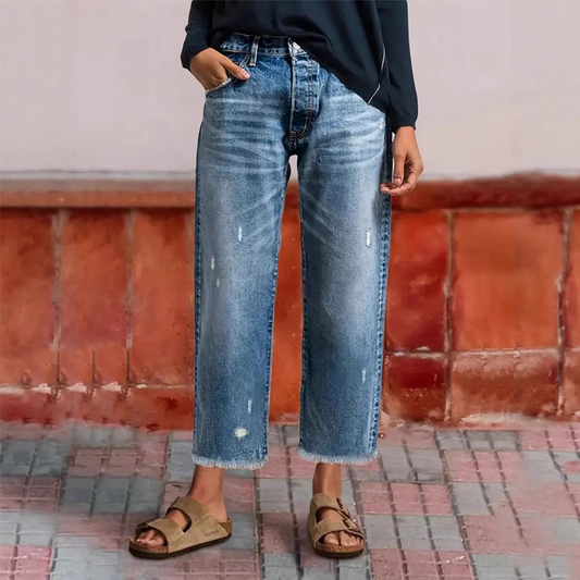 Marisela Retro Cropped Straight Jeans