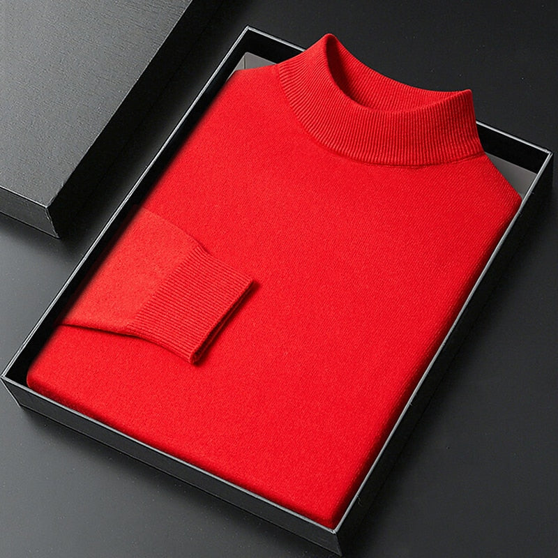 Men's knitted mock neck sweater with ribbed collar and cuffs