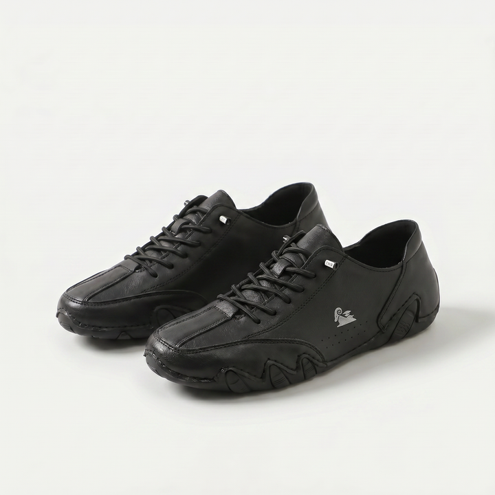 Women's low-top lace-up sneakers with chunky sculpted soles