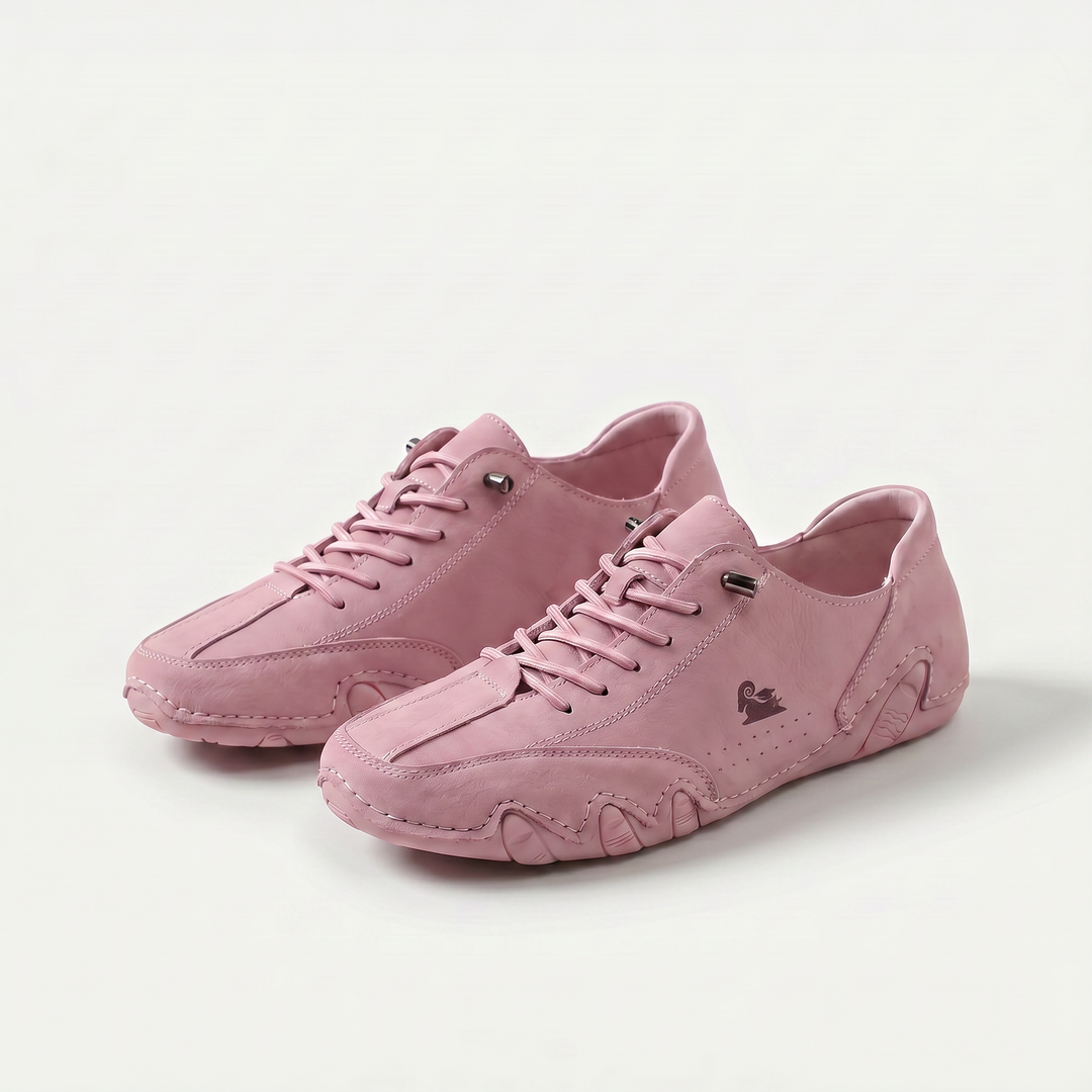 Women's low-top lace-up sneakers with chunky sculpted soles