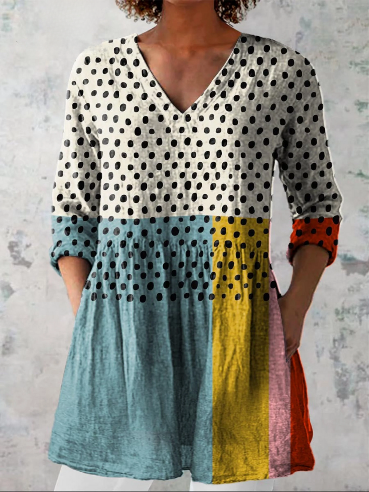 Mirella - Flowy V-Neck Blouse