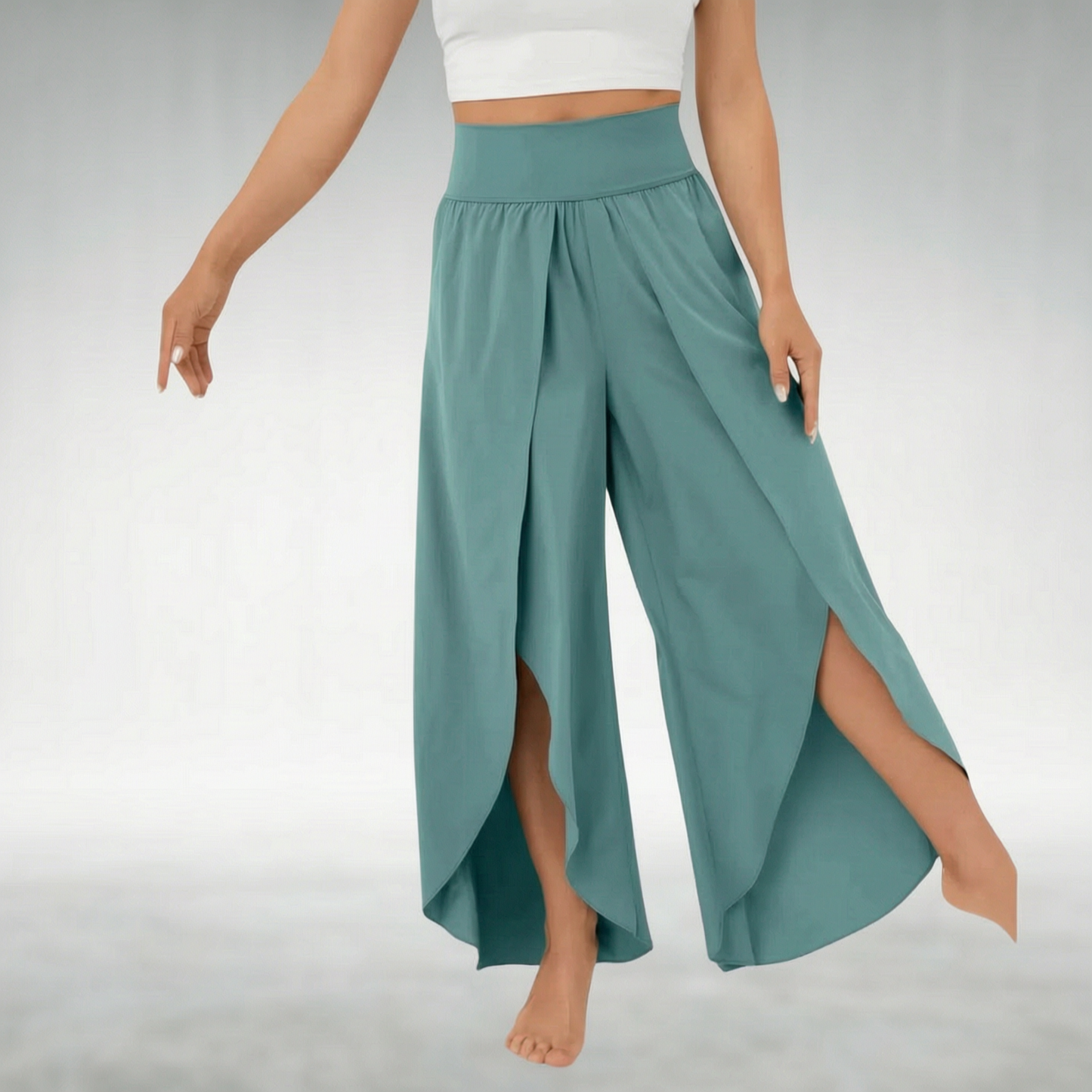 Soleia - Flowy Wide-Leg Pants