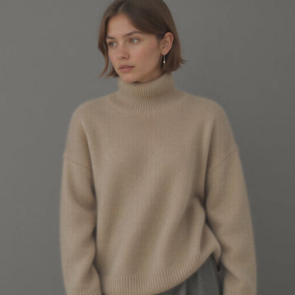 Women's oversized turtleneck sweater with long sleeves and ribbed trims
