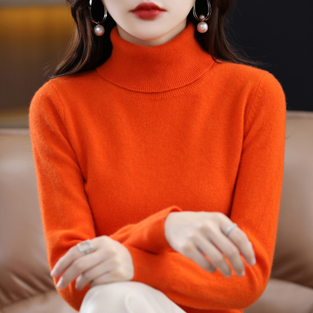 Women's long-sleeve turtleneck sweater with ribbed collar and cuffs