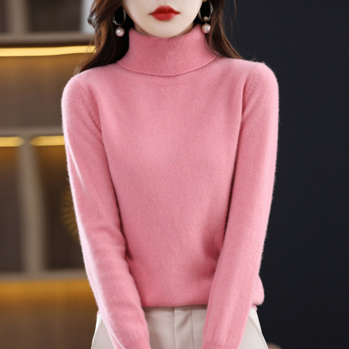 Women's long-sleeve turtleneck sweater with ribbed collar and cuffs