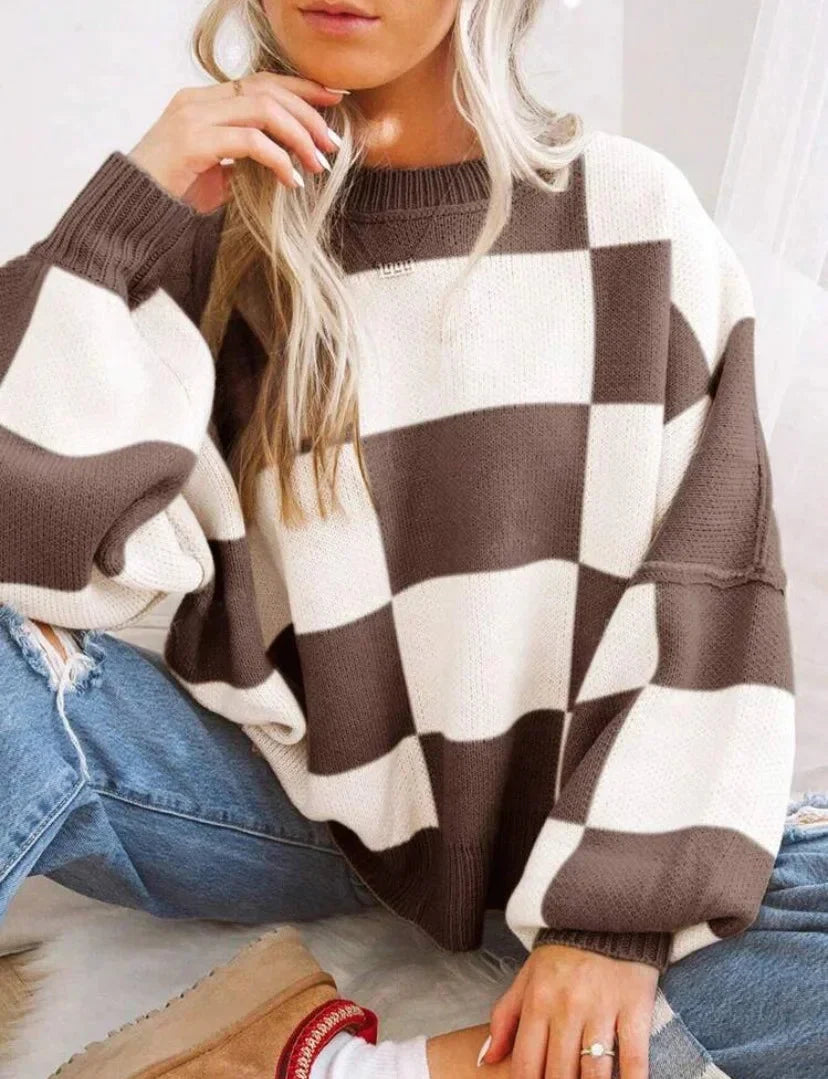 Women's checked jumper with crew neck, long sleeves and ribbed trims