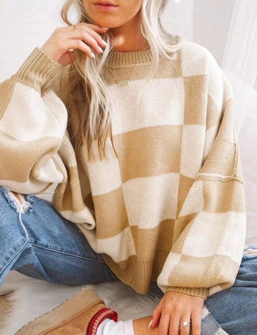 Women's checked jumper with crew neck, long sleeves and ribbed trims