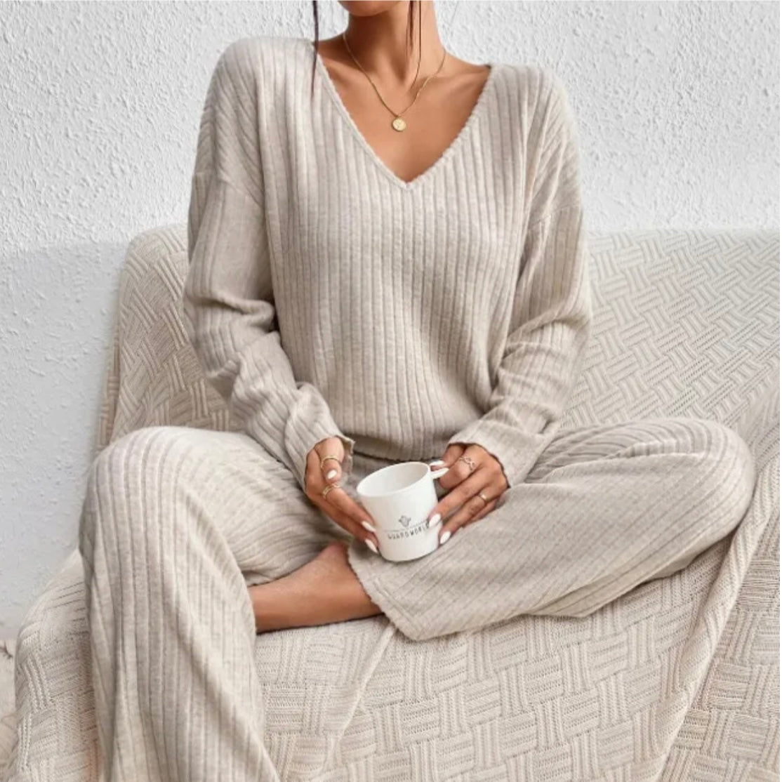 Women's ribbed knit V-neck top and wide-leg trouser loungewear set