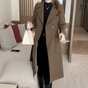 Women's long double-breasted coat with lapel collar and long sleeves