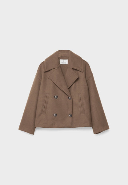 Women's double-breasted jacket with notched lapels and long sleeves