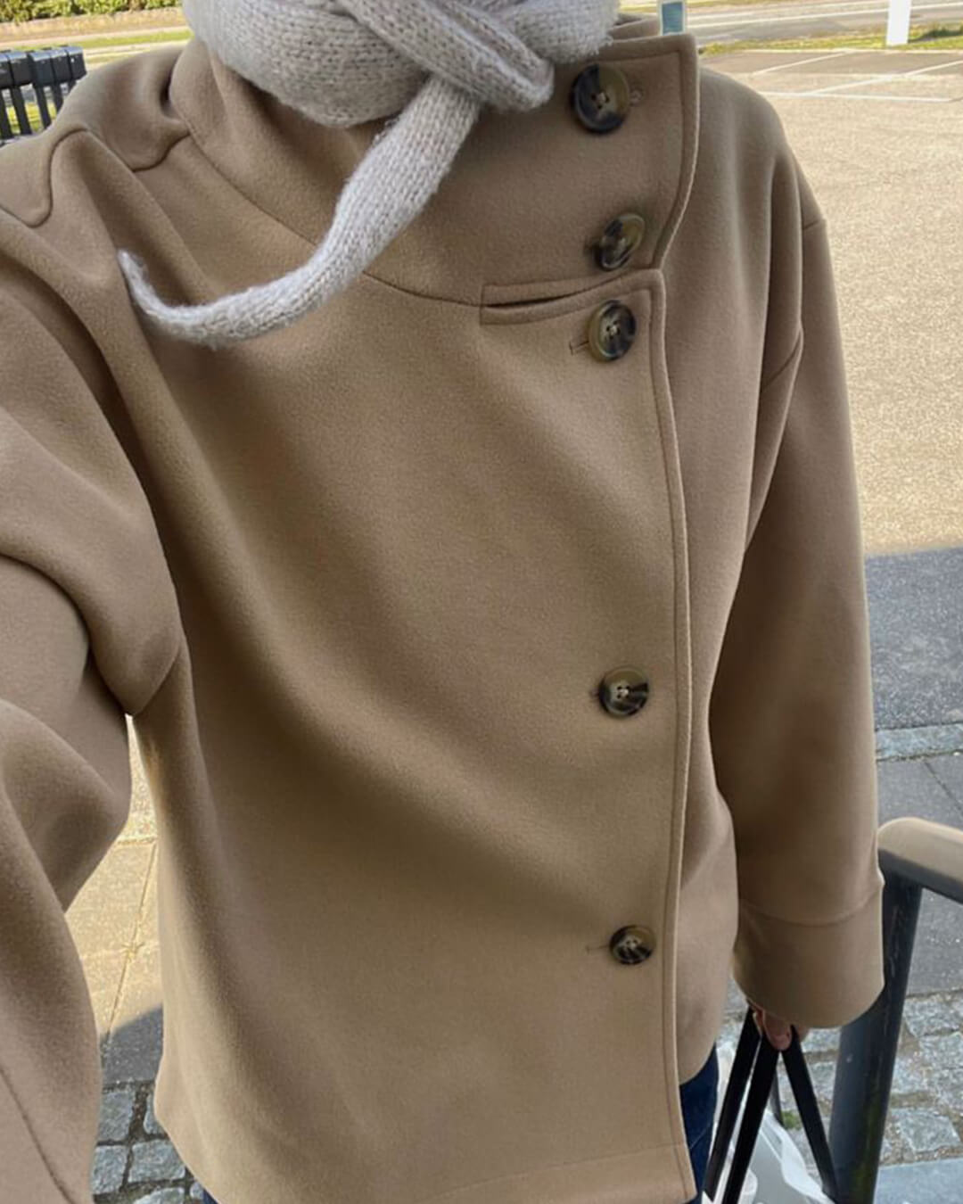 Women's stand collar button jacket with long sleeves