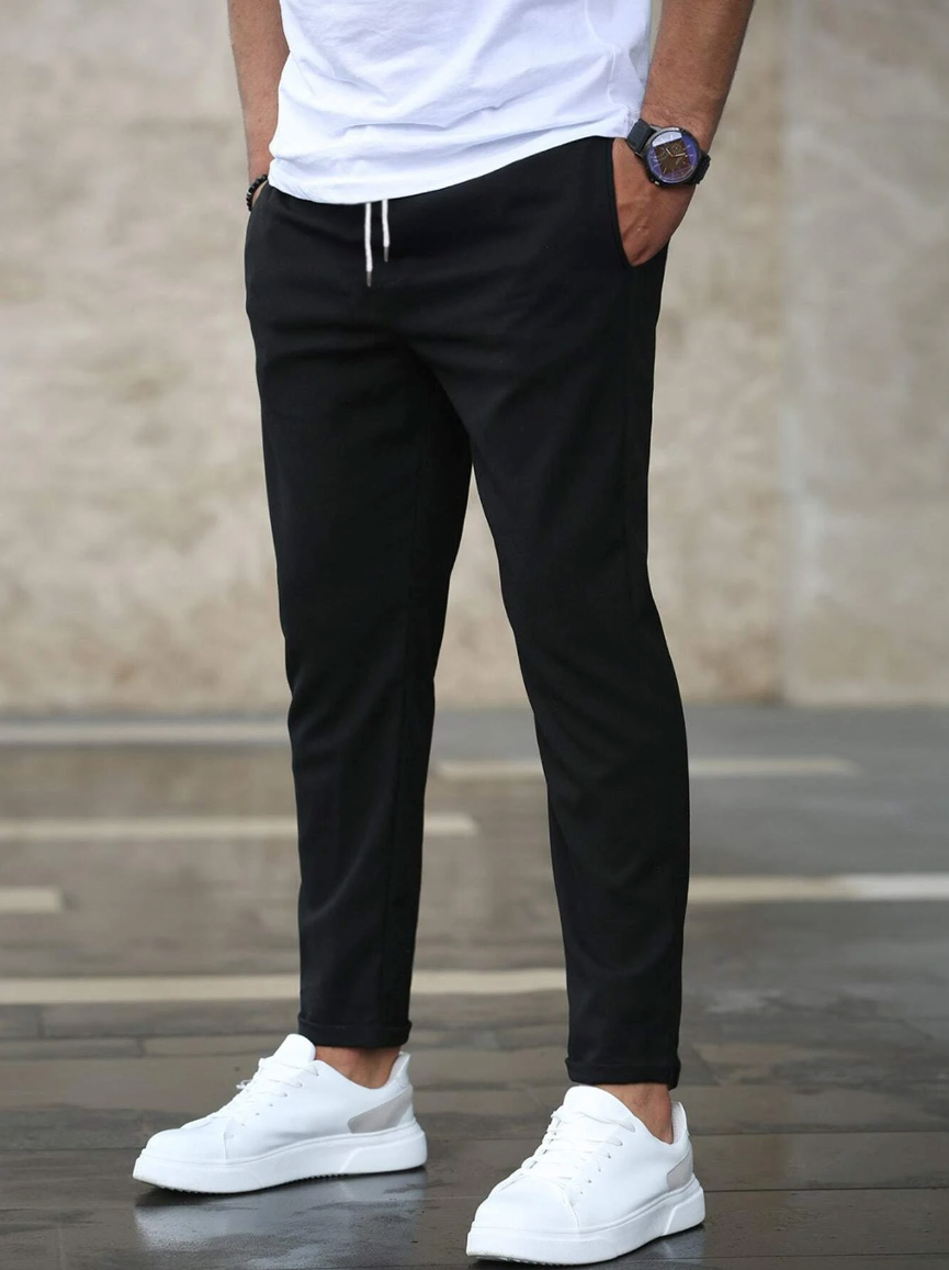 Men's casual tapered trousers with drawstring waist and side pockets