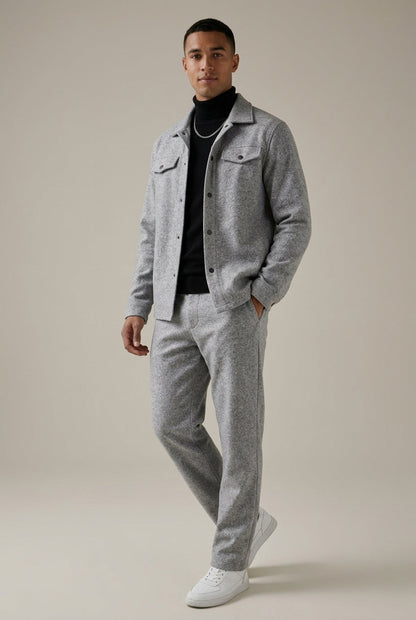 Men's two-piece jacket and straight-leg trousers set with button-front jacket