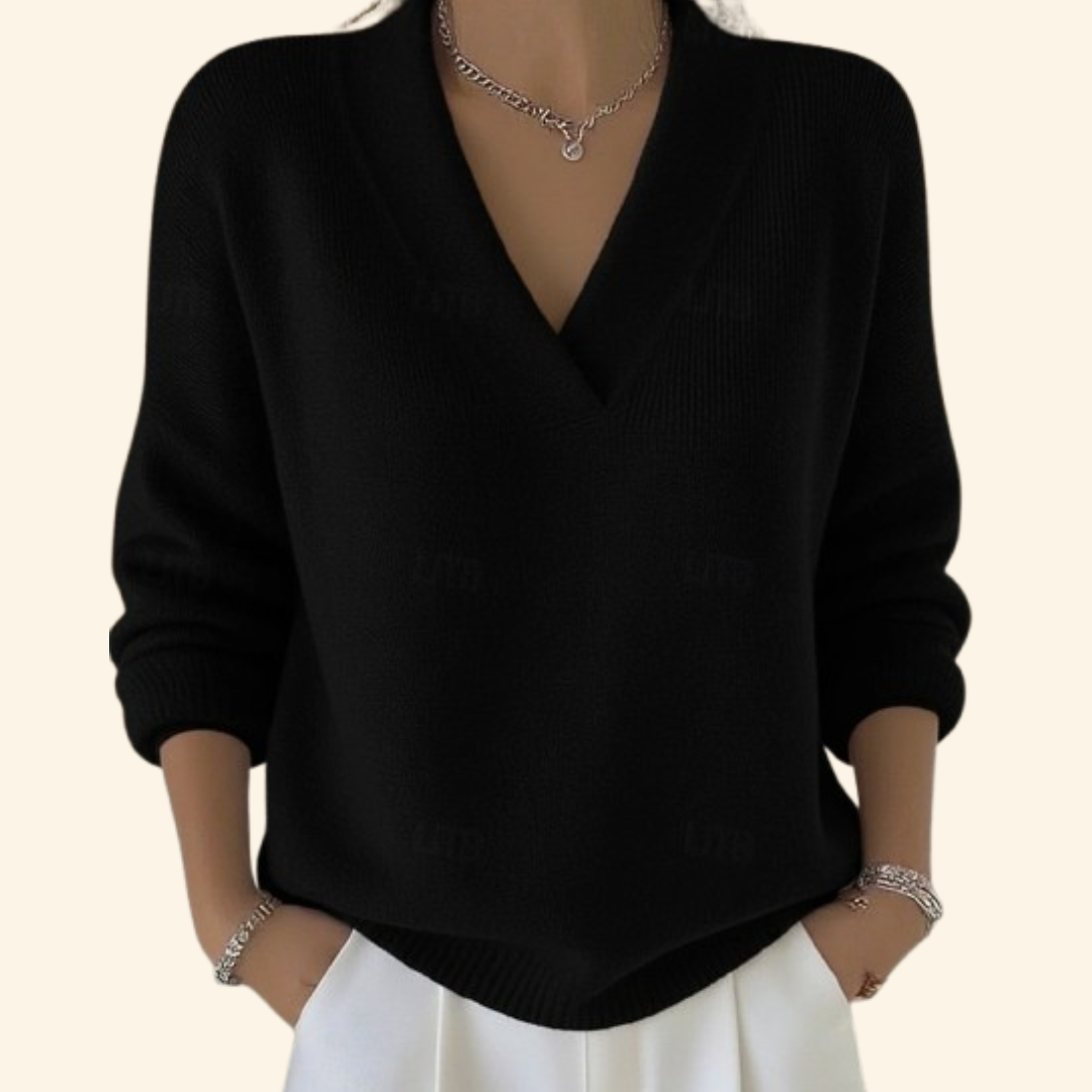 Women's relaxed V-neck ribbed sweater with long sleeves