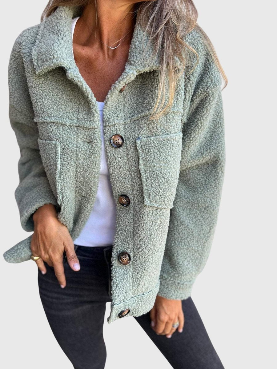 Women's textured button jacket with wide collar and front patch pockets